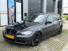 BMW 3-serie Touring - 320i Dynamic Executive