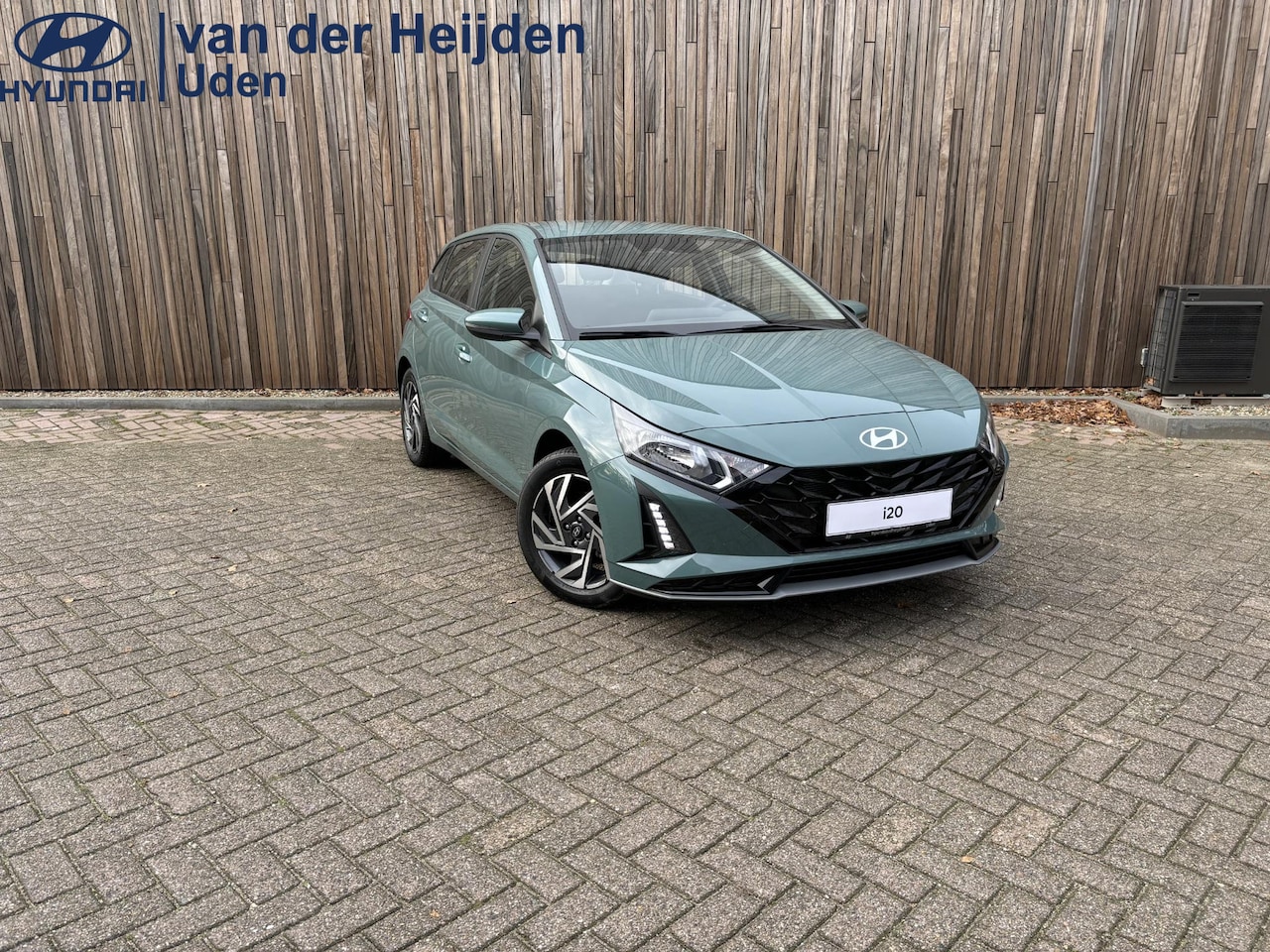 Hyundai i20 - 1.0 T-GDI 48V MHEV 100pk DCT Comfort RIJKLAAR Navigatie | Camera | Automaat - AutoWereld.nl