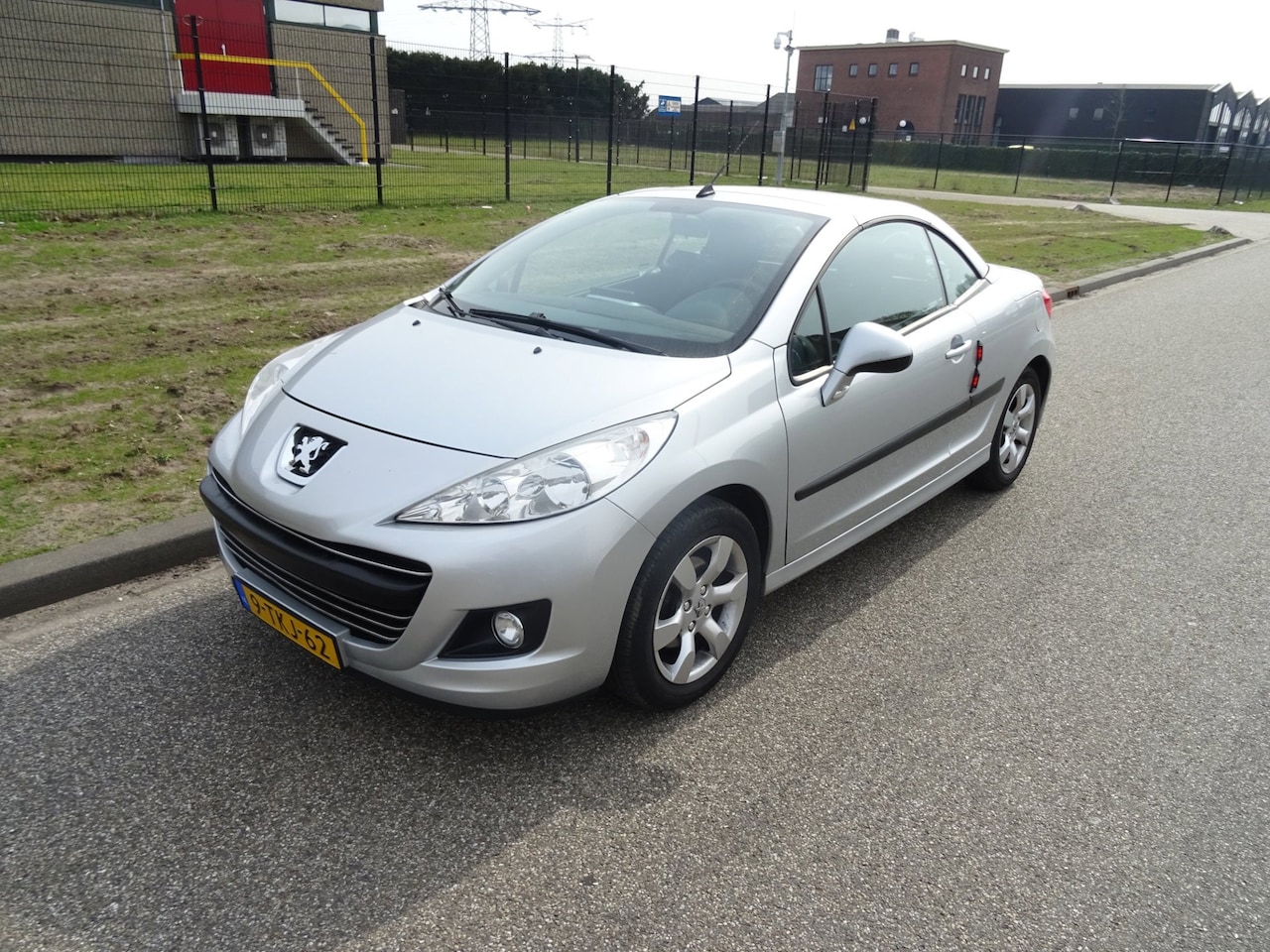 Peugeot 207 CC - 1.6 VTi 1.6 VTi - AutoWereld.nl