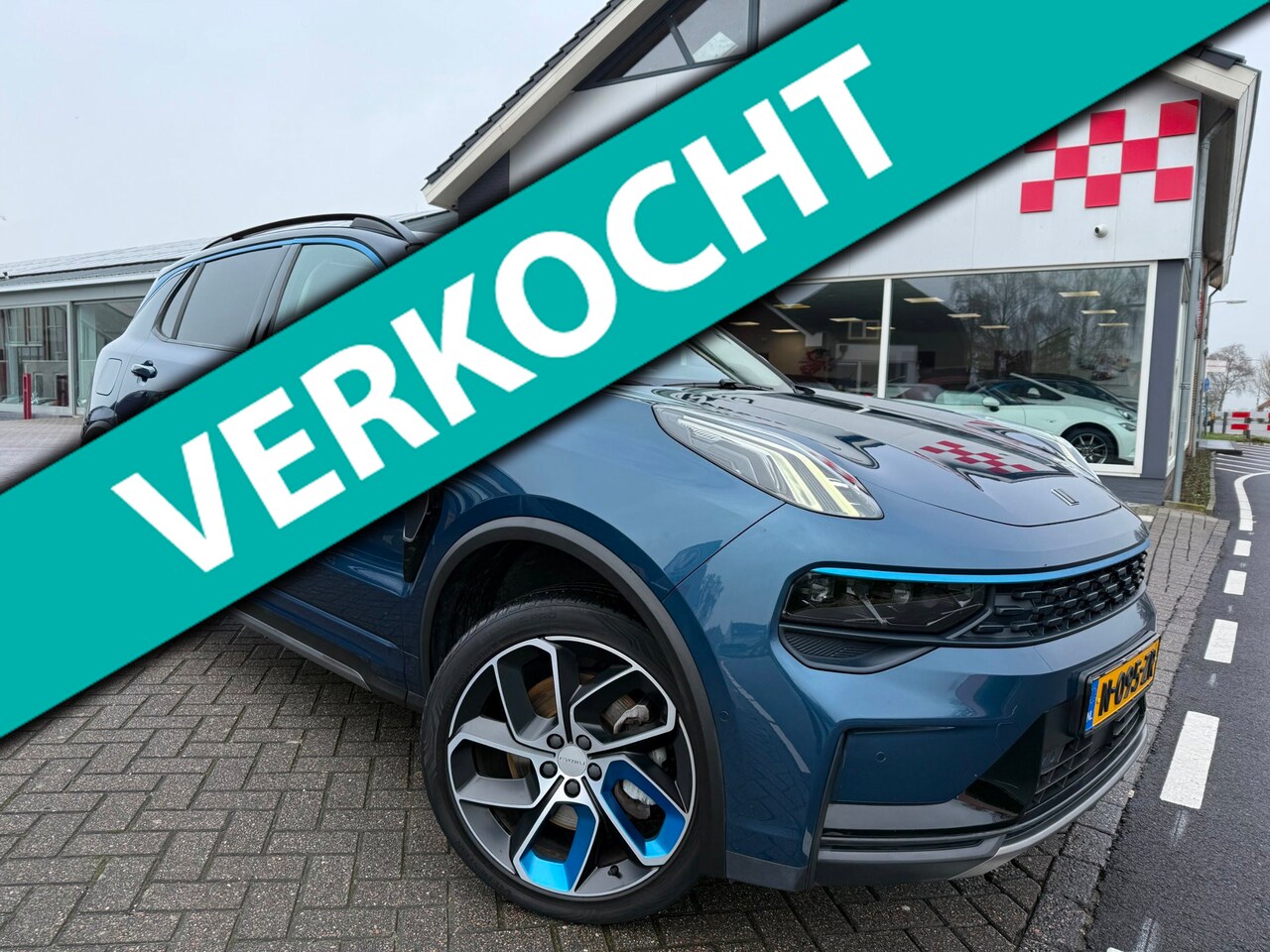 LYNK&CO LYNK & CO 01