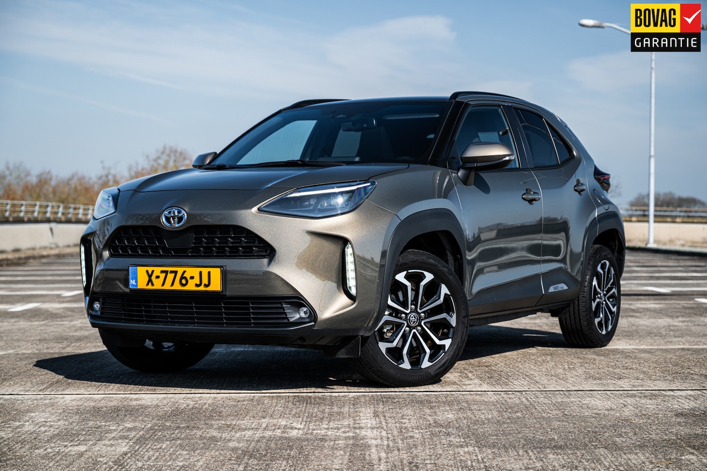 Toyota Yaris Cross - 1.5 Hybrid | Airco/Clima | Adaptive Cruise Control | Panoramadak | Camera| Stoelverwarming - AutoWereld.nl