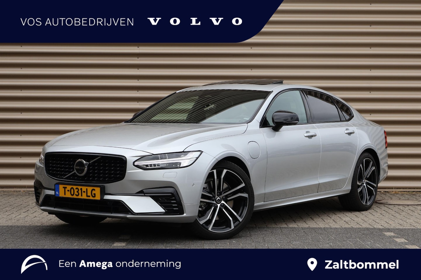 Volvo S90 - T8 AWD R-Design | Luchtvering | Schuif/kantel-dak | 360 Camera | Elektr. trekhaak | - AutoWereld.nl