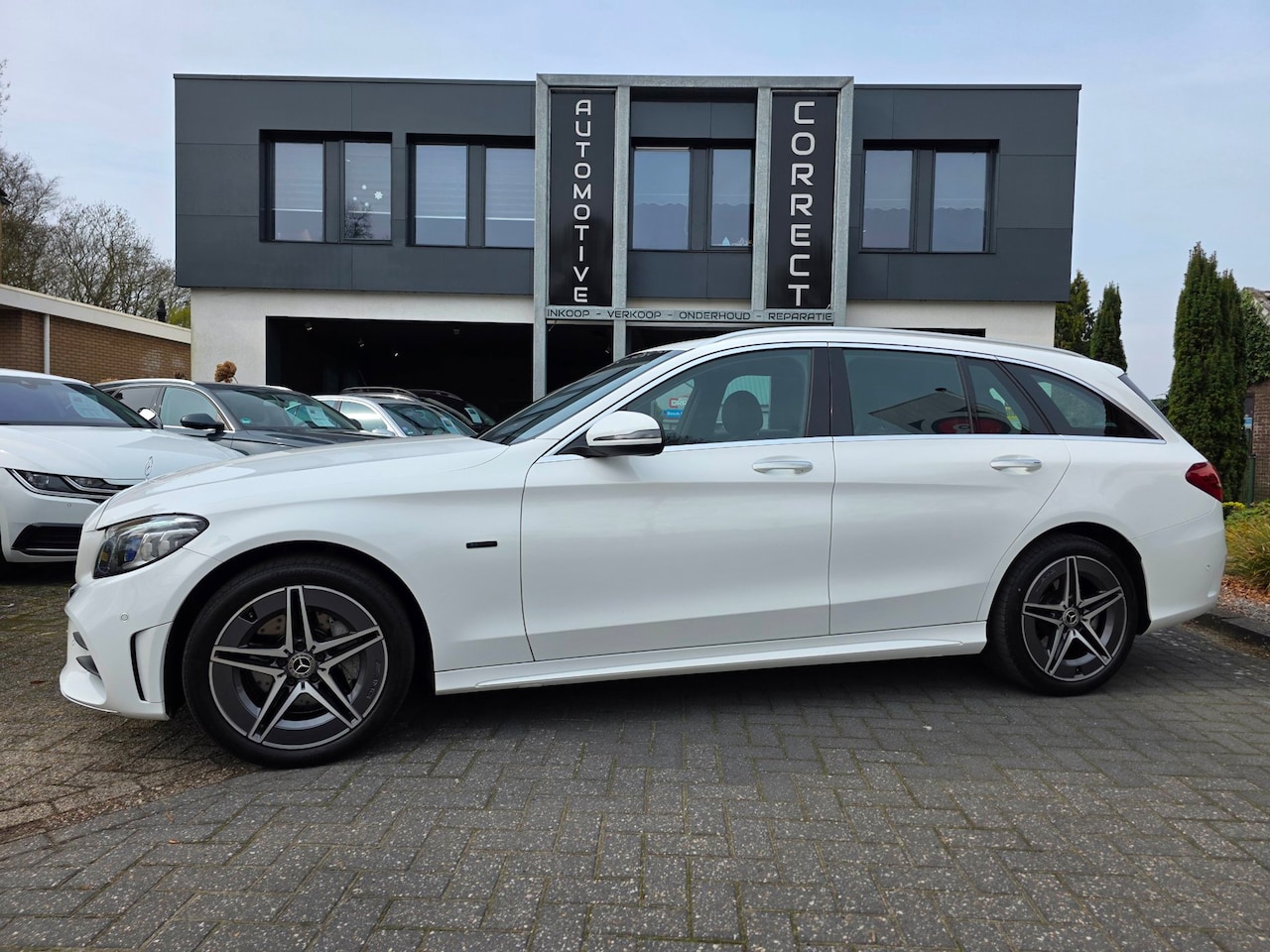Mercedes-Benz C-klasse Estate - 300 e Premium Plus Pack AMG Edition - AutoWereld.nl