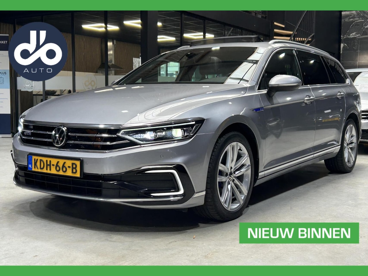 Volkswagen Passat Variant - 1.4 TSI PHEV GTE Business PANO DAK I TREKHAAK I DIGI DASHB. I LED + MATRIX I MEMORY STOELE - AutoWereld.nl