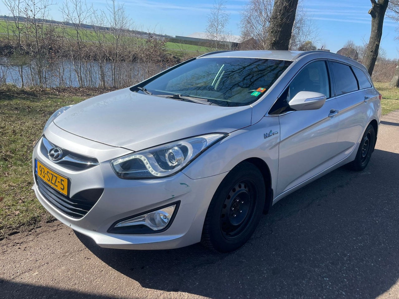 Hyundai i40 Wagon - 1.6 GDI Blue i-Vision 1.6 GDI Blue i-Vision - AutoWereld.nl