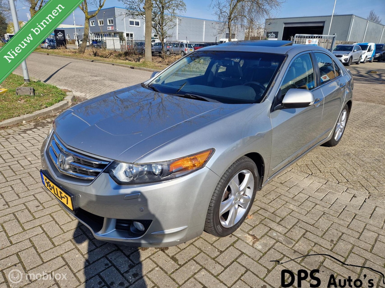 Honda Accord - 2.0 i-Vtec Executive CU1 Hand geschakeld Leder interieur UNIEK!!! - AutoWereld.nl