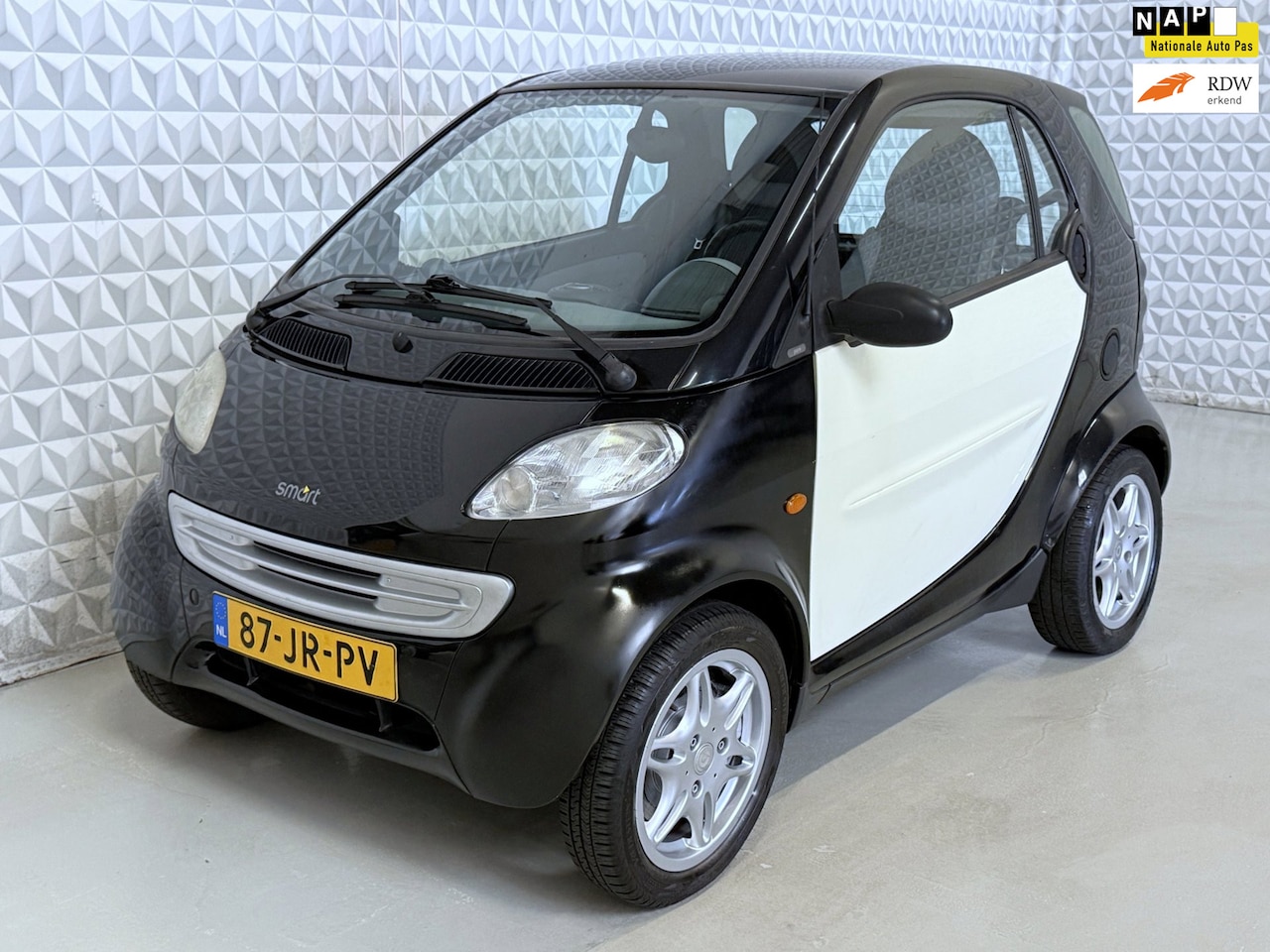 Smart City-coupé - Smart & pure 0.6 Panoramadak Radio Nieuwe APK - AutoWereld.nl