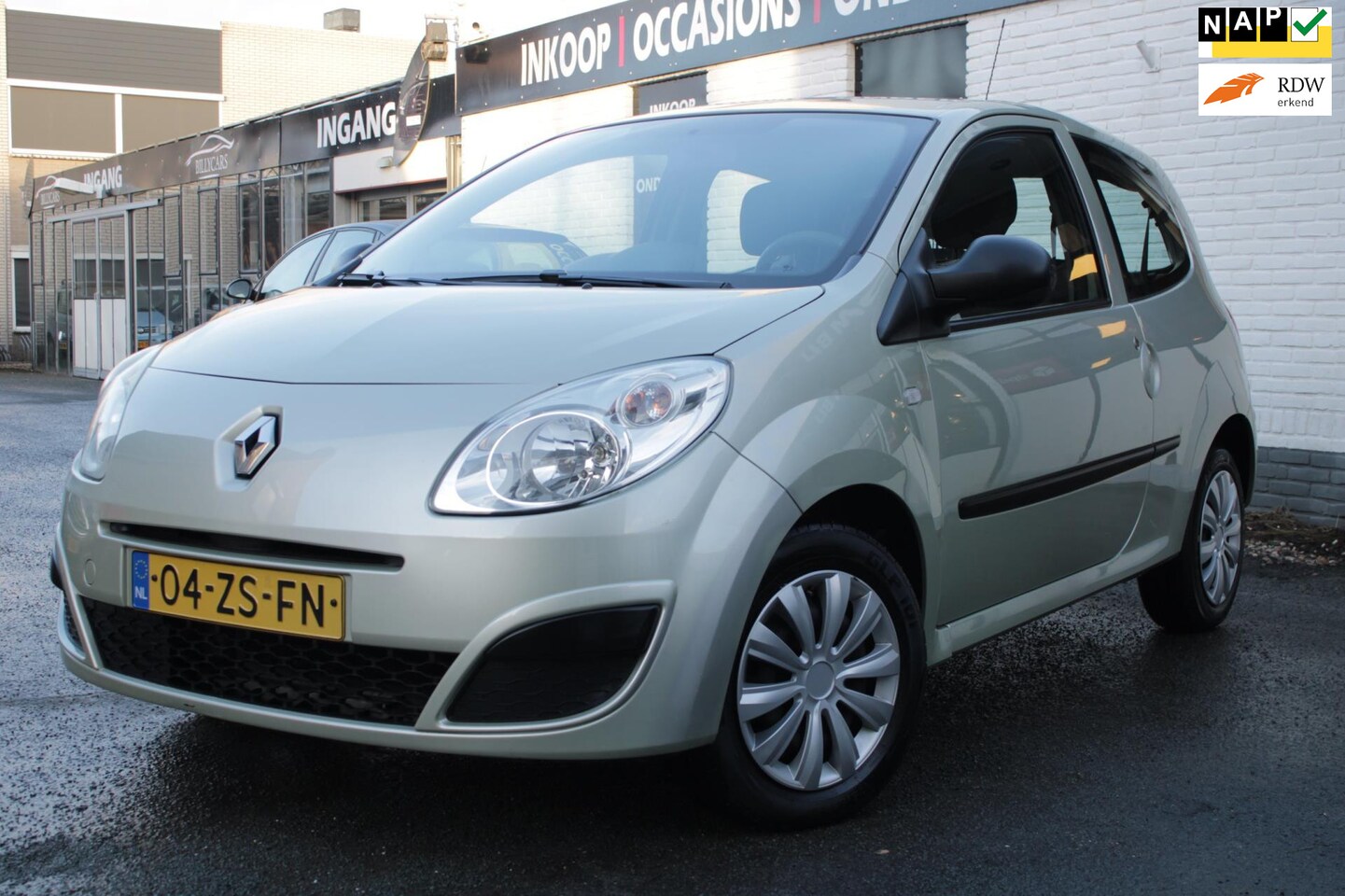 Renault Twingo - 1.2 Authentique / Airco / elektrische ramen / Parkeer sensor - AutoWereld.nl