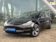 Tesla Model 3 - Long Range AWD 75 kWh Facelift 351pk Panoramadak / Trekhaak / Camera