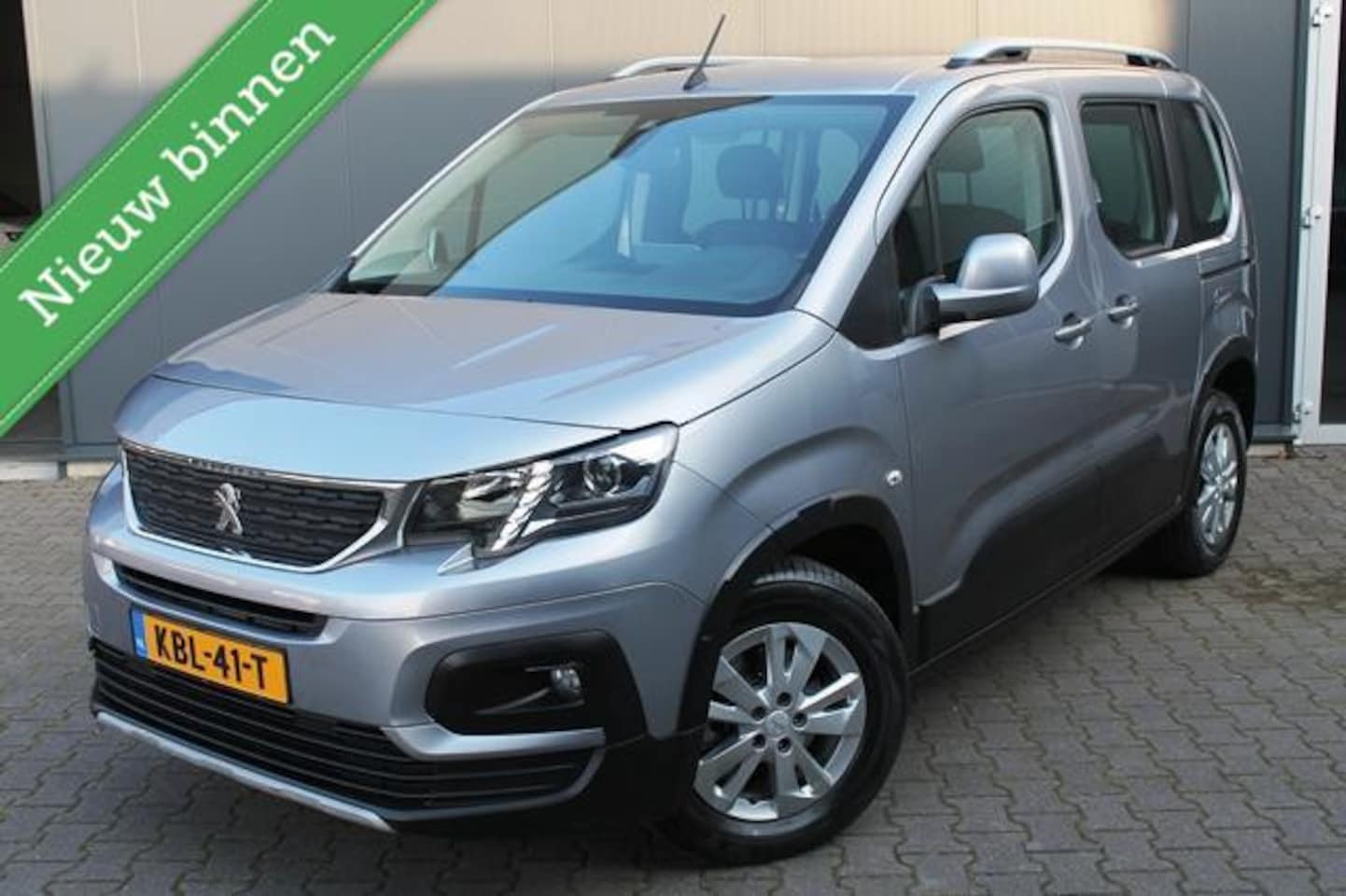 Peugeot Rifter - 1.2 Puretech Allure | Automaat | Clima | Carplay/Android - AutoWereld.nl