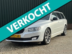 Volvo V70 - 2.0 T5 Nordic+ Automaat/19inch/Blackline/Camera enz enz