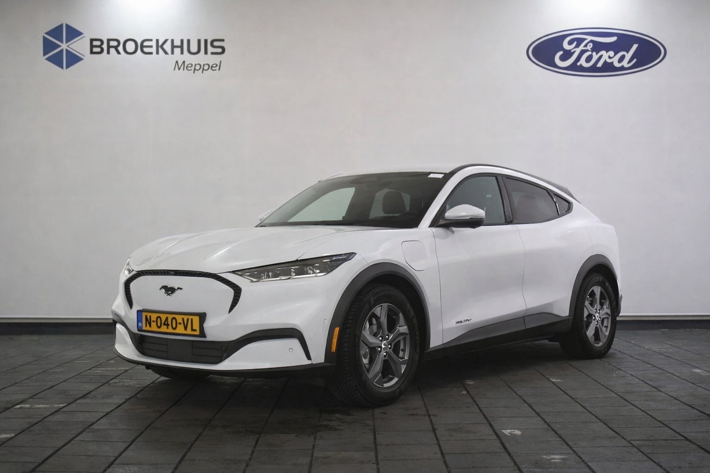 Ford Mustang Mach-E - RWD 75 kWh | SOH 93% | B&O | Elektrisch bed. achterklep | Stoel- & stuur- verw. | 360 Came - AutoWereld.nl