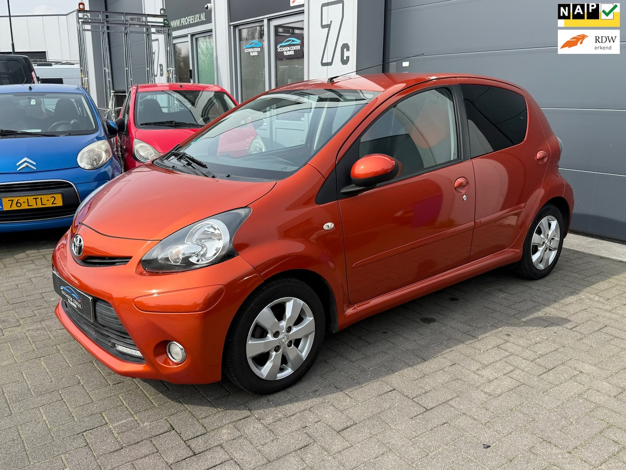 Toyota Aygo - 1.0 AIRCO | ELEKTR PAKKET | APK | NAP | - AutoWereld.nl