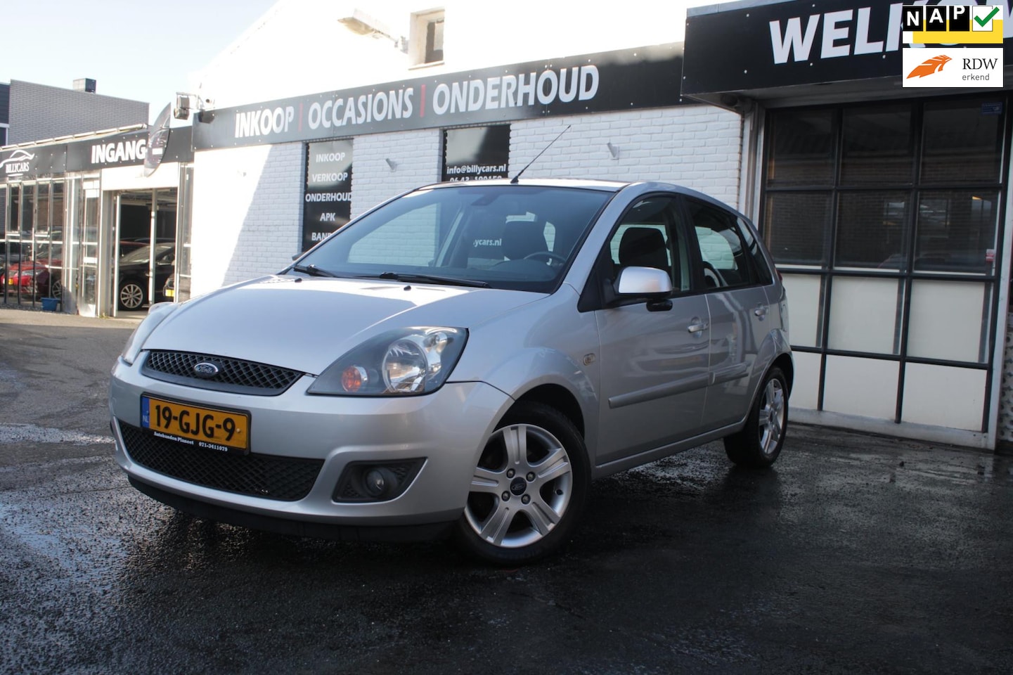 Ford Fiesta - 1.3-8V Futura XL / AIRCO / Elektrische ramen / Parkeersensoren/. - AutoWereld.nl