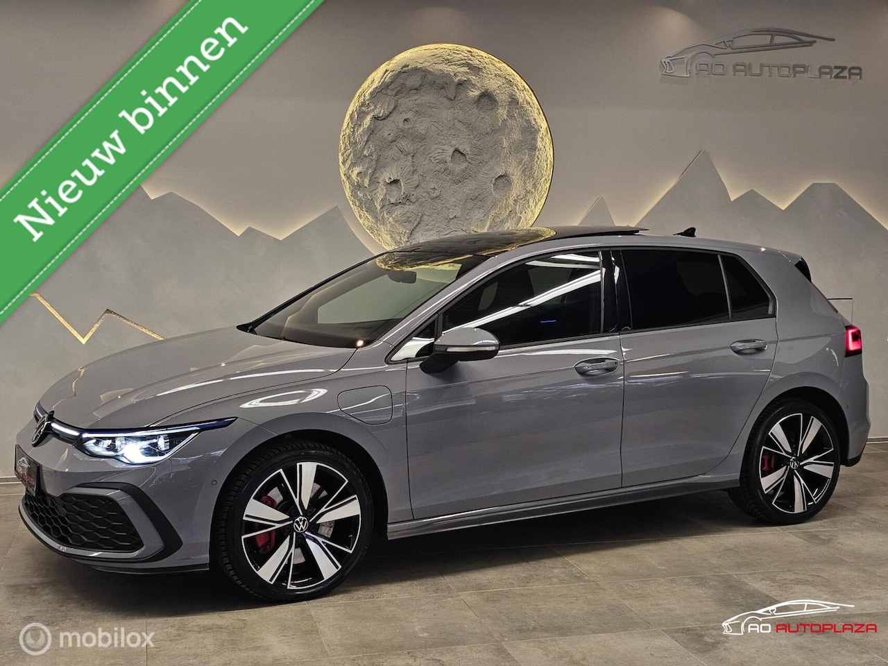 Volkswagen Golf - 1.4 eHybrid GTE Panorama/HUD/Keyless/IQ Light - AutoWereld.nl