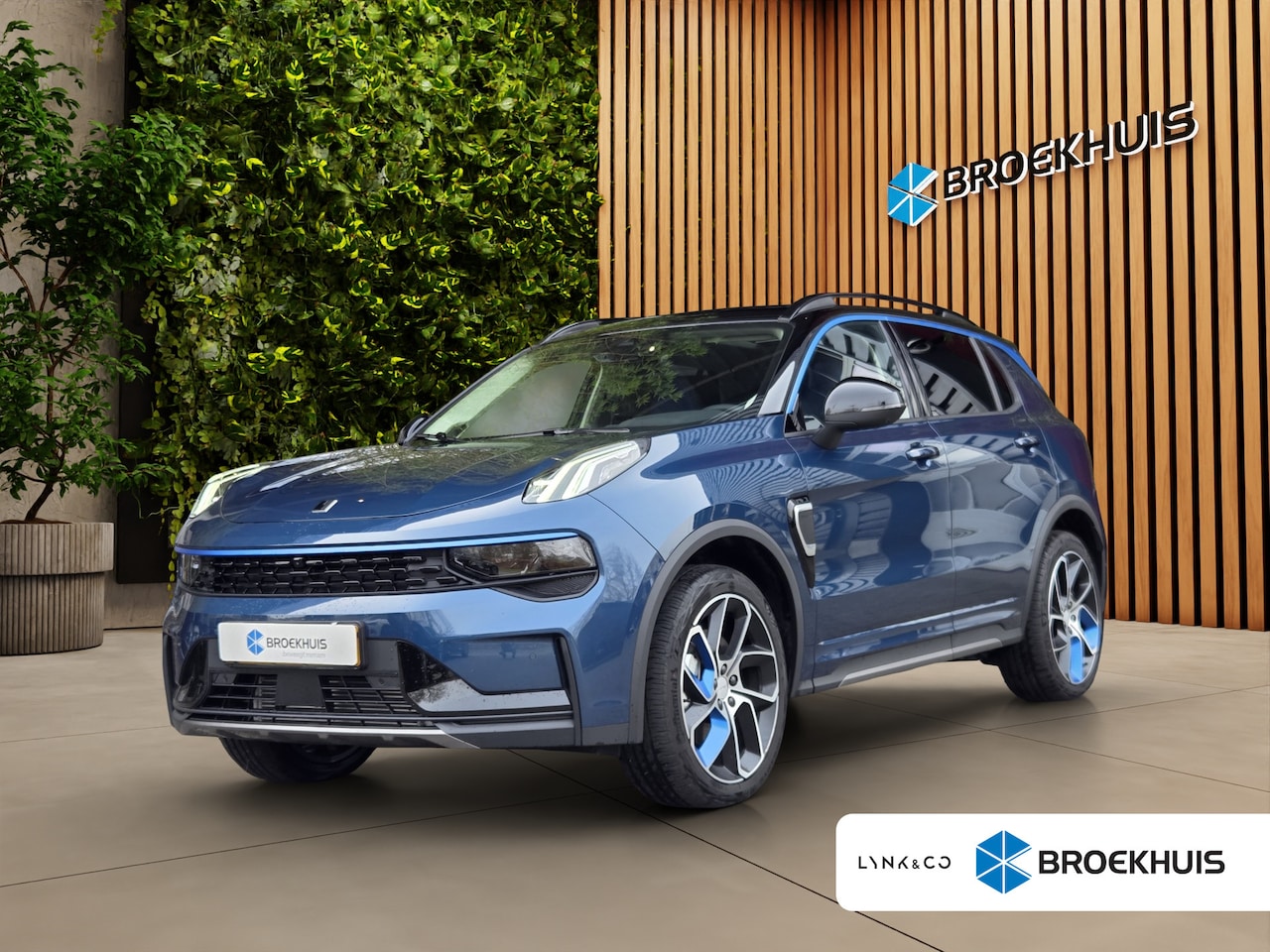 Lynk & Co 01 - 1.5 | 360 Camera | Sfeerverlichting | Adaptive Cruise | Panoramadak - AutoWereld.nl