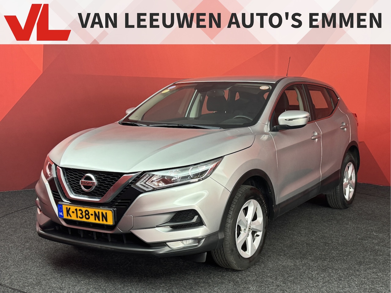 Nissan Qashqai - 1.3 DIG-T Acces Edition | Camera | Clima | Trekhaak - AutoWereld.nl