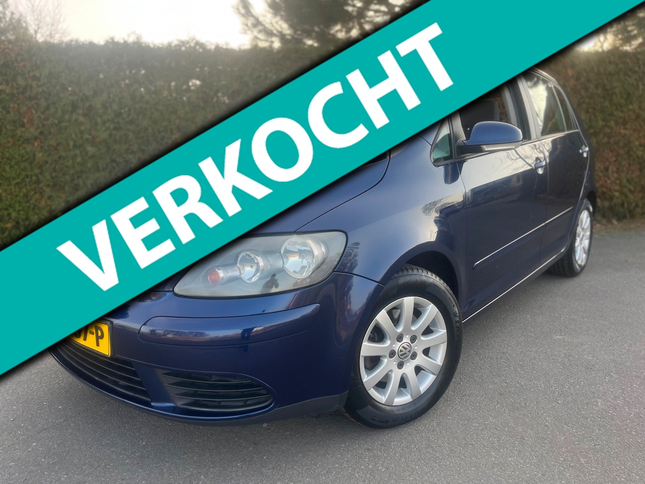 Volkswagen Golf - 1.6 FSI Turijn NIEUWE APK AIRCO-ECC HOGE INSTAP TREKHAAK !! - AutoWereld.nl