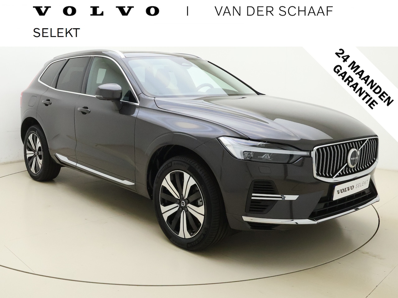 Volvo XC60 - T6 355pk hybrid AWD Plus Bright / Panoramisch / H&K audio / Trekhaak / Stoel&Stuur verwarm - AutoWereld.nl