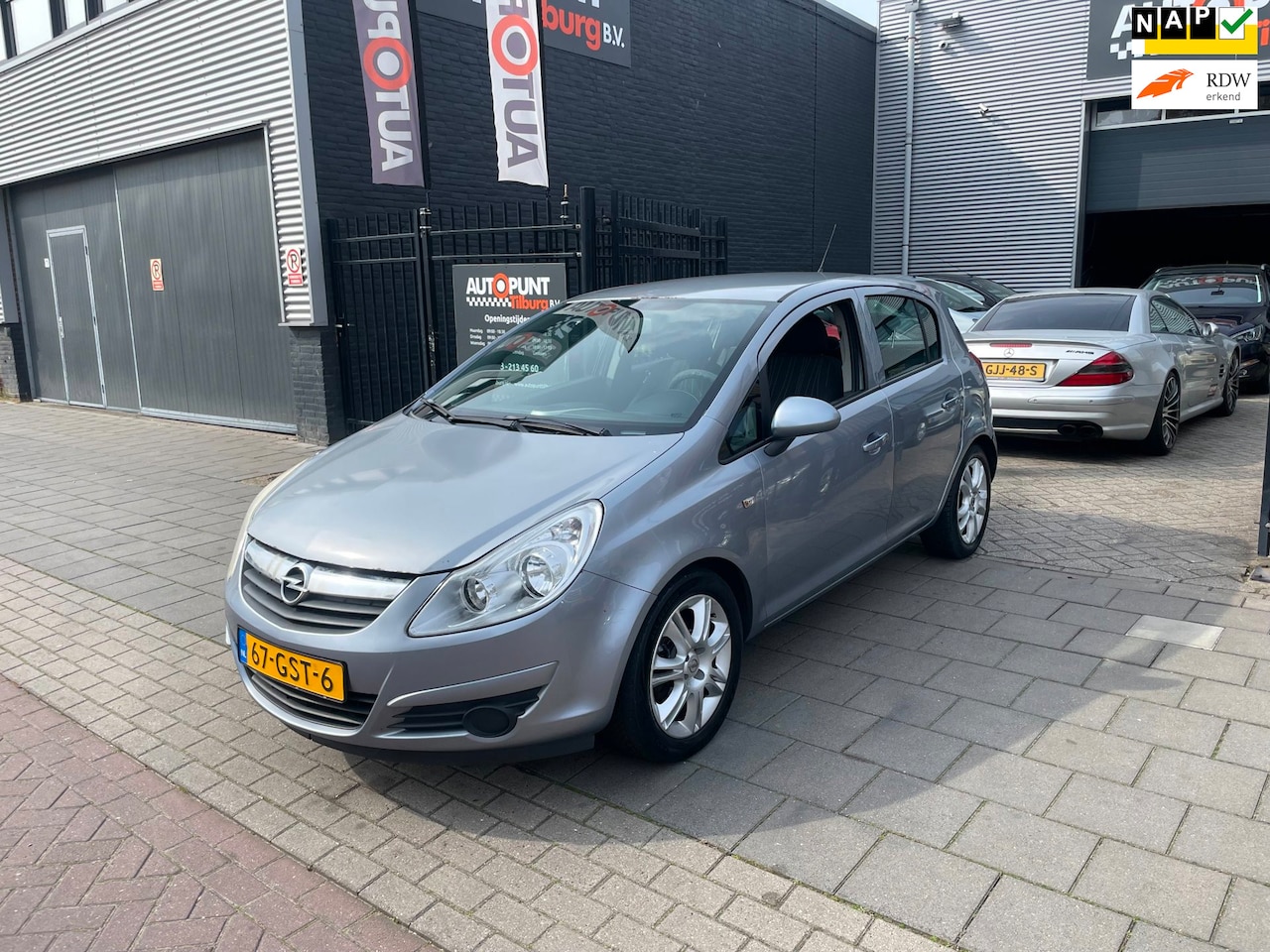 Opel Corsa - 1.2-16V Business Airco CruiseControl NAP APK 1 Jaar - AutoWereld.nl