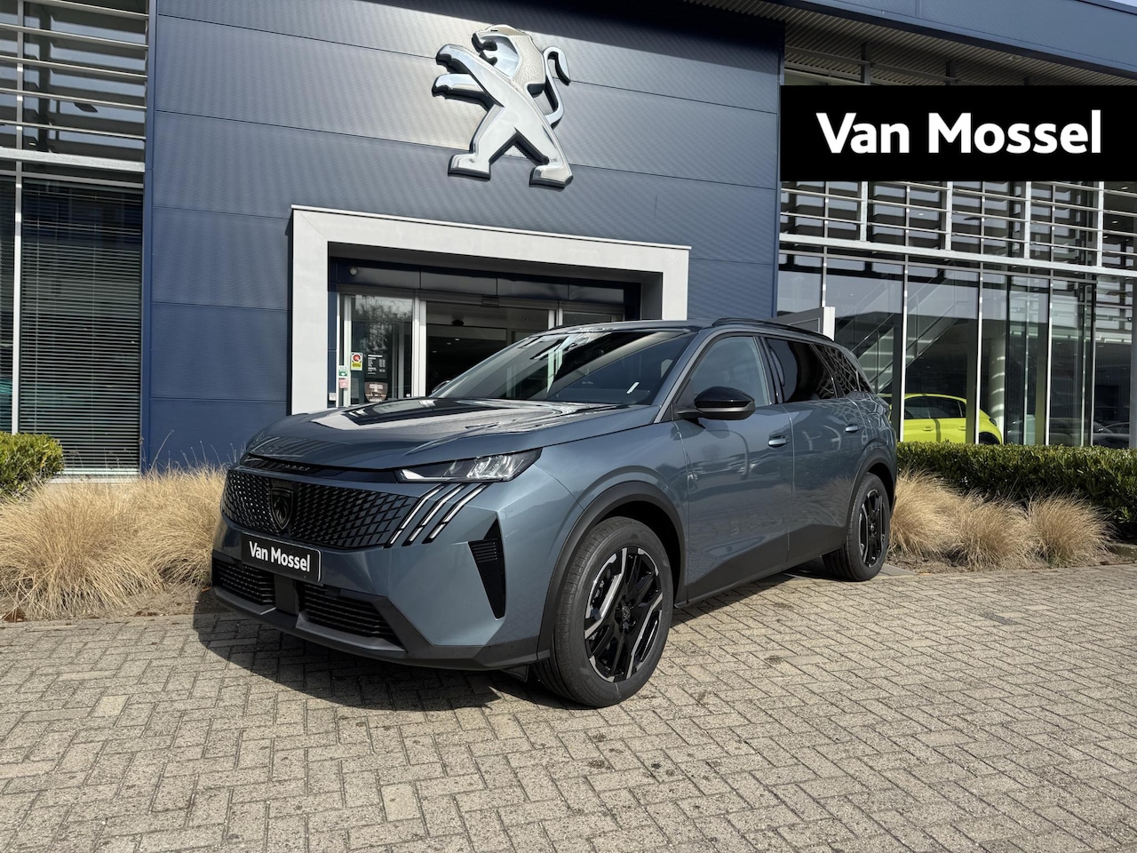 Peugeot e-5008 - Allure Long Range EV 96 kWh l VOORRAAD l Trekhaak l Seat Pack l Warmtepomp l WLTP 667KM - AutoWereld.nl