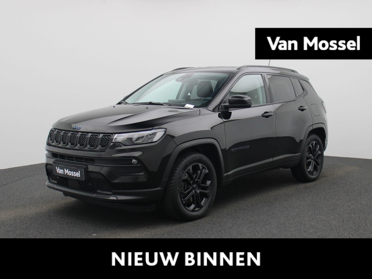 Jeep Compass - 1.3 Turbo T4 190 4xe ATX Night Eagle | Automaat | Navigatie | Camera | Climate Control | C - AutoWereld.nl
