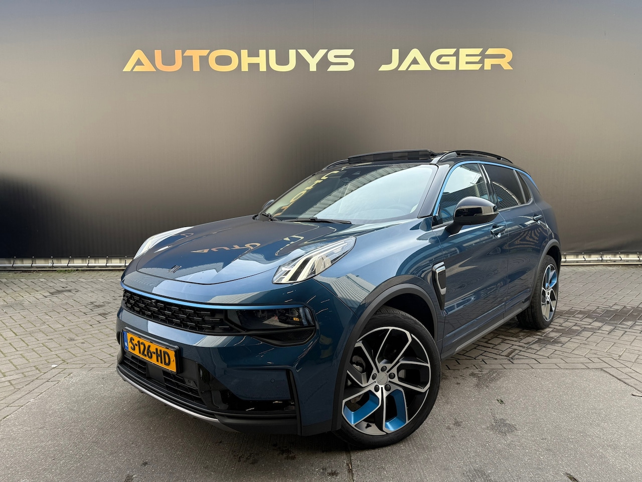 Lynk & Co 01 - 1.5 Pano 360 Memory Carplay Hybride Automaat - AutoWereld.nl
