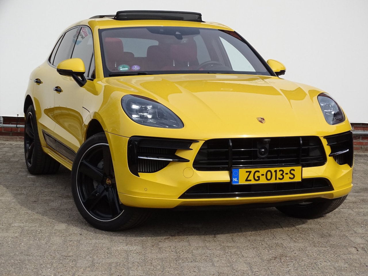Porsche Macan - 3.0 S|PANO|LUCHTVERING|PTS COLOUR|CHRONO|TREKHAAK| - AutoWereld.nl