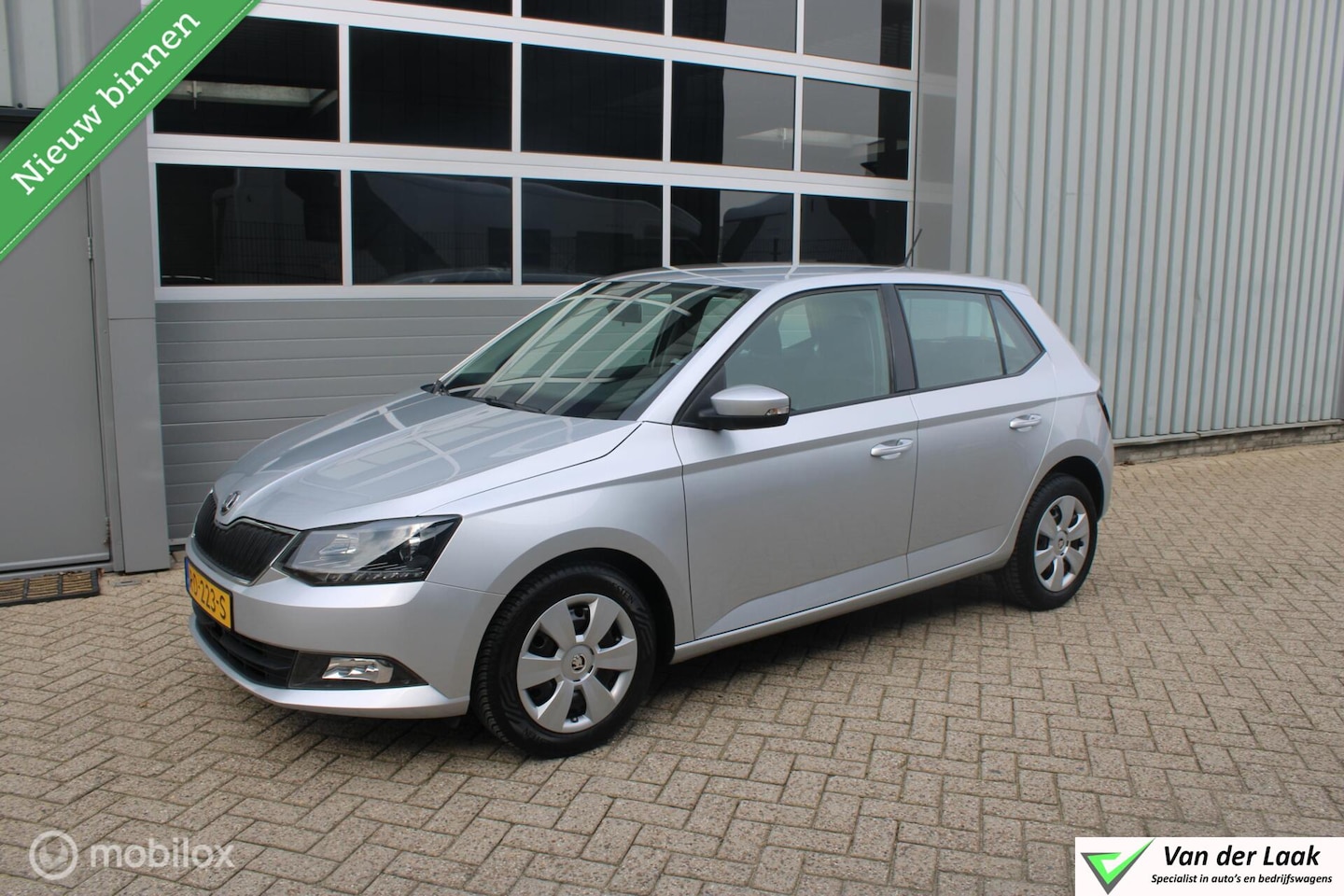 Skoda Fabia - 1.0 TSI Ambition 1e Eigenaar NL Auto | Airco | Cruise | Navigatie | Parkeersensoren. - AutoWereld.nl
