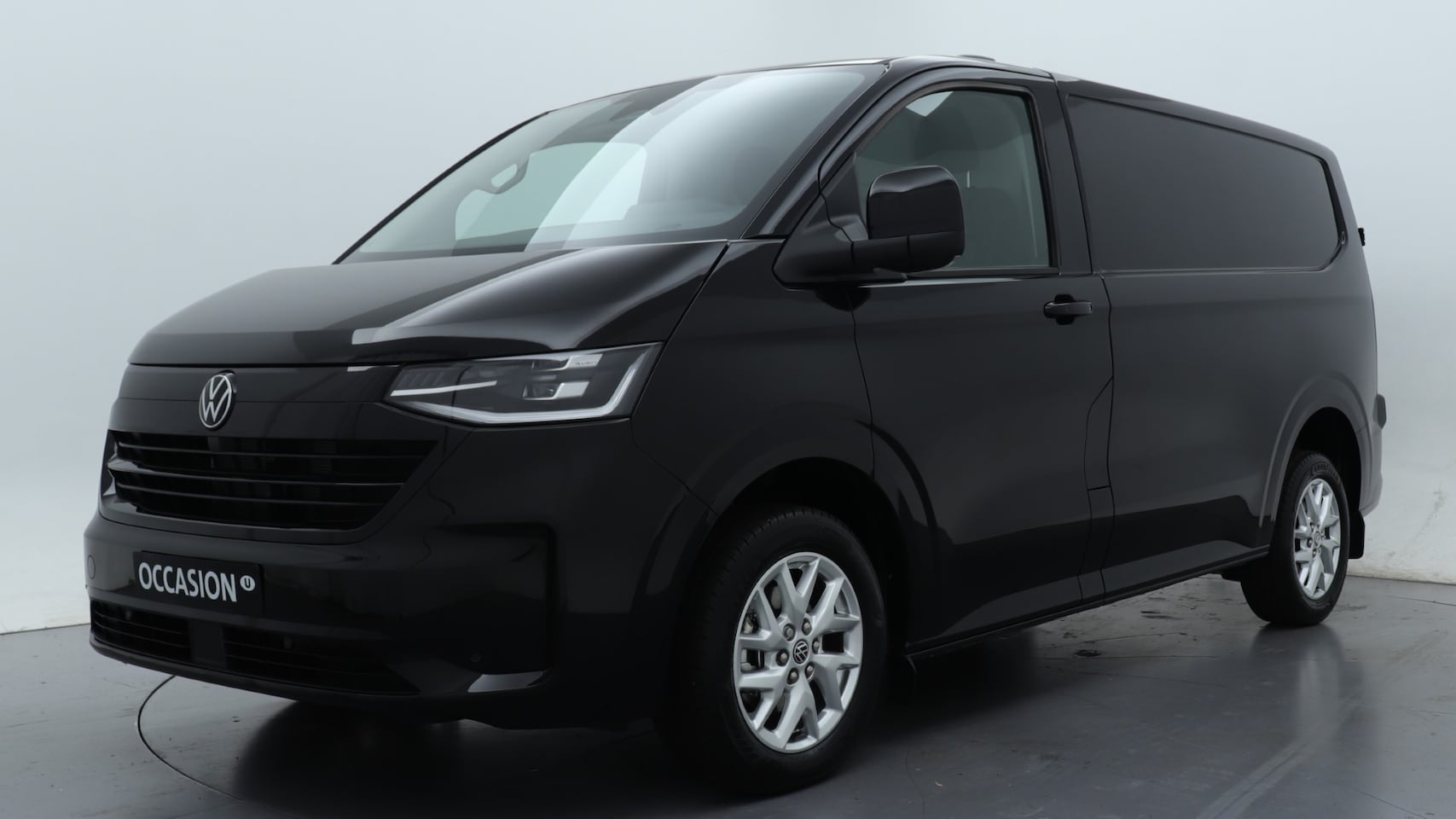 Volkswagen Transporter - L1H1 2.0 TDI 125kW 170PK Automaat 2.8T Bulli-Intro / Direct leverbaar / BPM-vrij - AutoWereld.nl