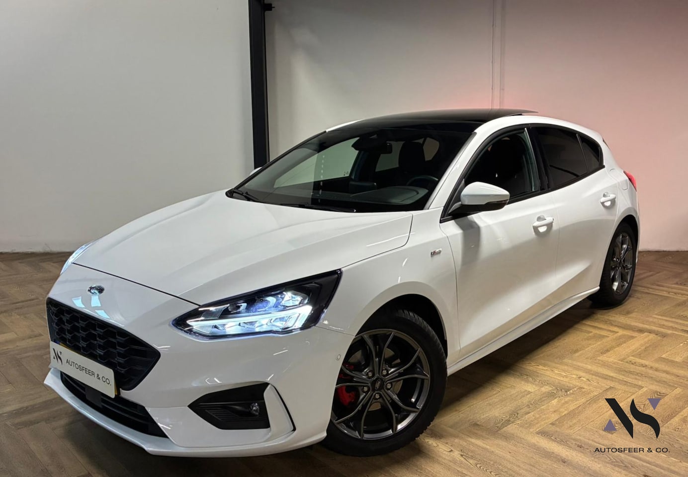 Ford Focus - 1.0 EcoBoost Titanium X Business PANO VOL' - AutoWereld.nl