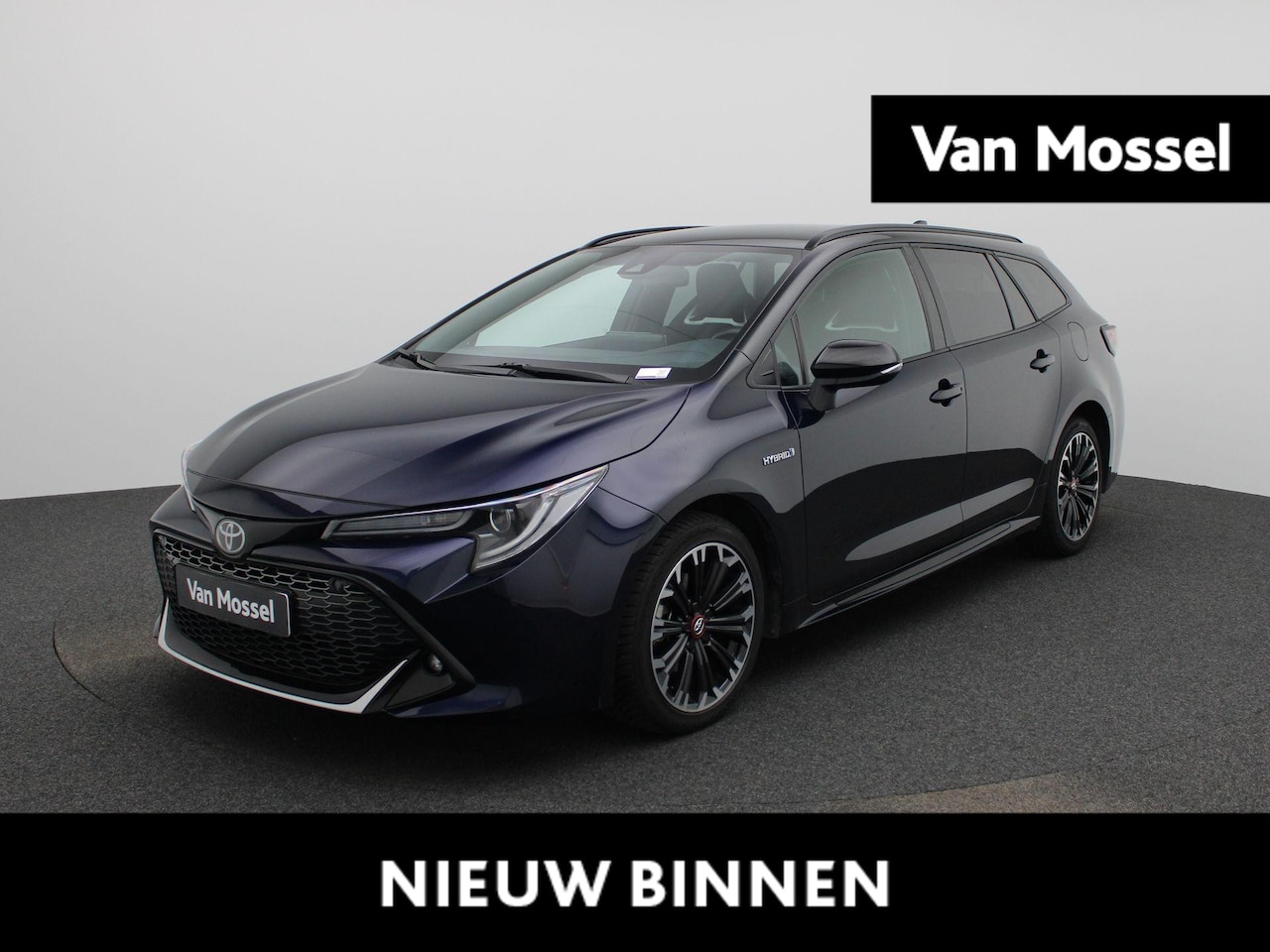 Toyota Corolla Touring Sports - 1.8 Hybrid Corolla e-CVT GR-Sport | Navigatie | Climate Control | Sportstoelen | Camera | - AutoWereld.nl