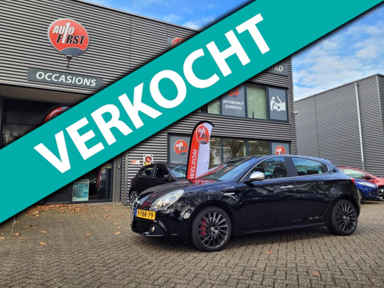 Alfa Romeo Giulietta - 1.4 T Distinctive | Automaat | Sportiva | Zwarte hemel | Brembo| Navigatie| 4x nw Michelin - AutoWereld.nl