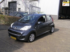 Peugeot 107 - 1.0-12V Sublime 120 d km nap airco nieuwe apk