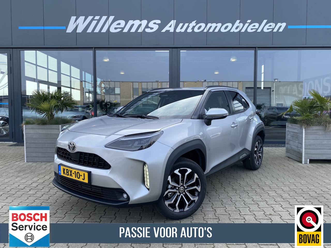 Toyota Yaris Cross - 1.5 Hybrid 130 Dynamic Stoel & Stuurverwarming, App Connect, Camera - AutoWereld.nl