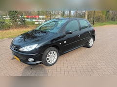 Peugeot 206 - 1.4 Airco / Elek pakket