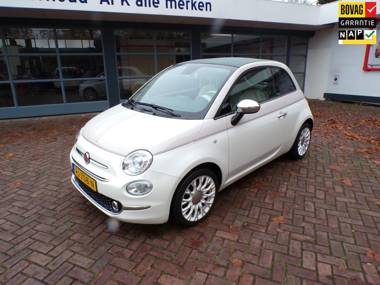 Fiat 500 C - 0.9 TwinAir Turbo 60th Edition Automaat Cabrio Navi./Apple Carplay/Android/16"LMV/Lederen - AutoWereld.nl