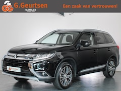 Mitsubishi Outlander - 2.0 Executive Edition, 7-Persoons, Trekhaak, Bluetooth, Navigatie, Cruise Control