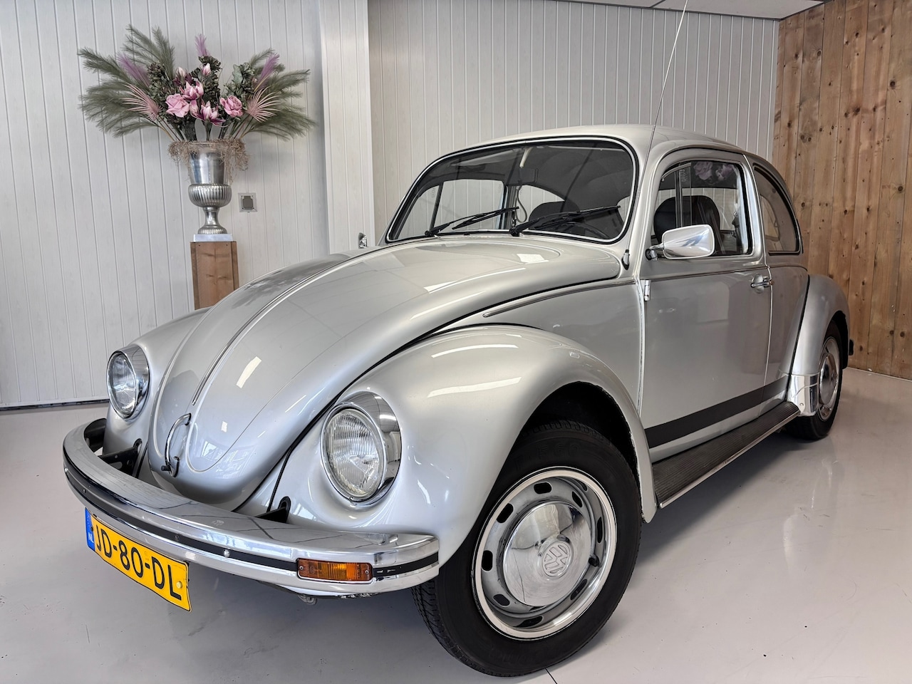 Volkswagen Kever - SILVERBUG, 2E EIGENAAR, NL AUTO, NAP, GEWELDIGE HISTORIE, ETC... - AutoWereld.nl