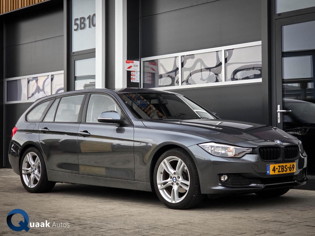 BMW 3-serie Touring - 316i Business | TREKHAAK | CRUISE | NAVI | NW. TURBO - AutoWereld.nl