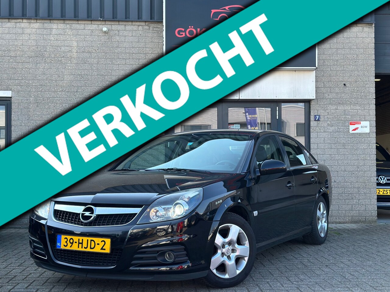 Opel Vectra GTS - 1.8-16V Executive / Airco / PDC / Xenon / APK / NAP / 1STE Eigenaar / Navi - AutoWereld.nl