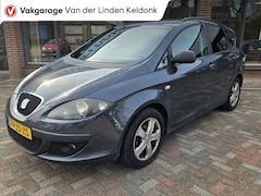 SEAT Altea XL - 1.6 Clubstyle 4x nieuwe banden, nieuwe remblokken + schijven voor net grote beurt gehad, d