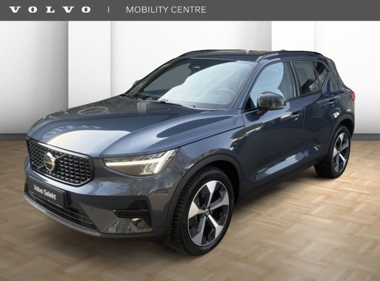 Volvo XC40 - B4 Plus Dark | Harman Kardon Audio | Trekhaak - AutoWereld.nl