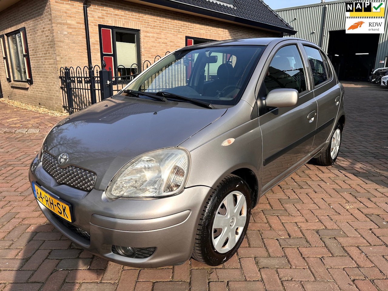 Toyota Yaris - 1.3 VVT-i S-Line 1.3 VVT-i S-Line - AutoWereld.nl