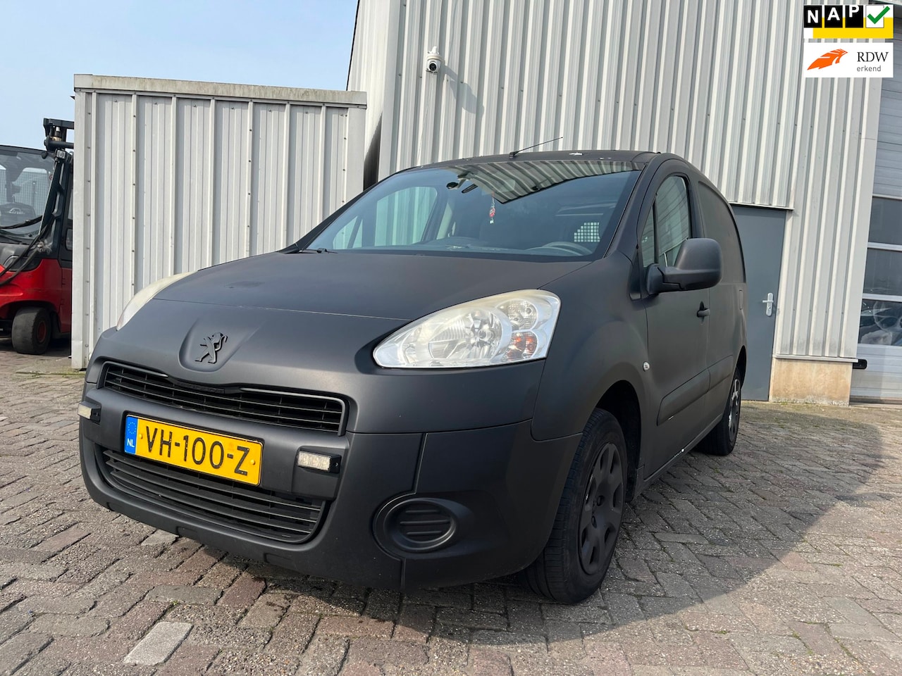 Peugeot Partner - 122 1.6 HDI L1 XT Profit + BAK DEFECT!! - AutoWereld.nl