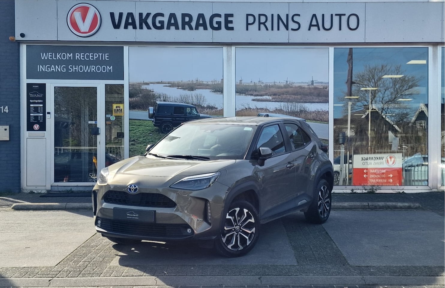 Toyota Yaris Cross - 1.5 Hybrid Dynamic |NAVI|CLIMA|LM VELGEN|PARKEERSENSOREN+CAMERA| 18413 / 4639 - AutoWereld.nl