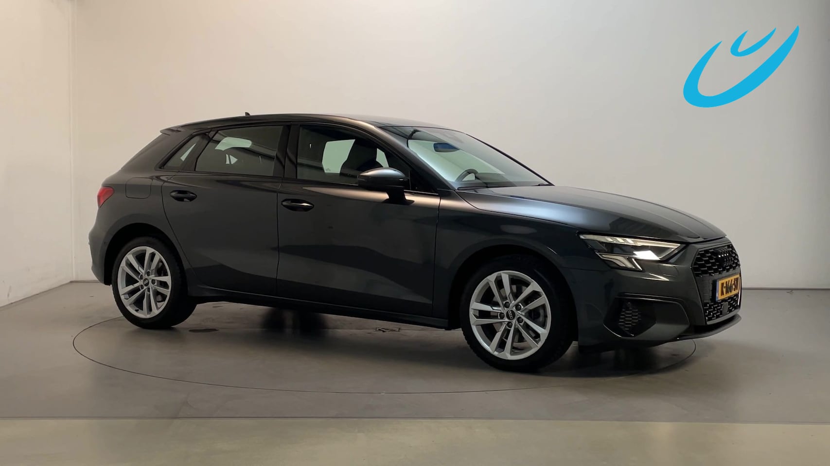 Audi A3 Sportback - 35 TFSI Business Edition Camera Virtual Cockpit Navigatie DAB+ - AutoWereld.nl