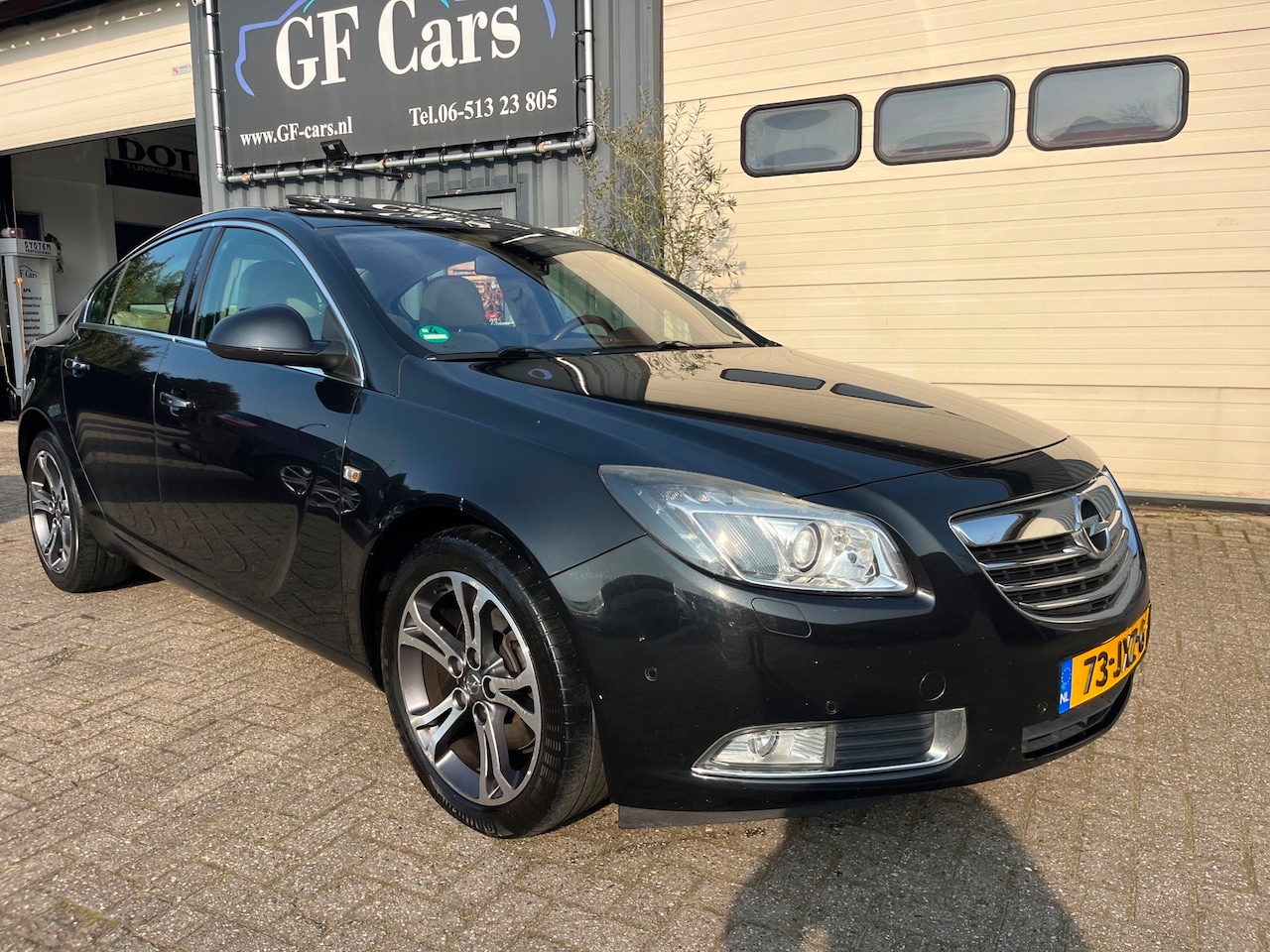 Opel Insignia - 2.0 T Cosmo 2009 AUTOMAAT 179.000KM - AutoWereld.nl
