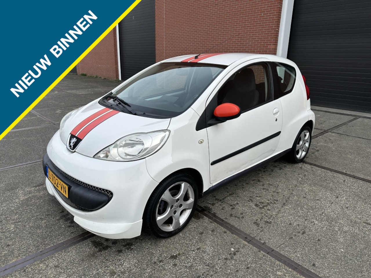 Peugeot 107 - 1.0-12V XS Urban M. - AutoWereld.nl