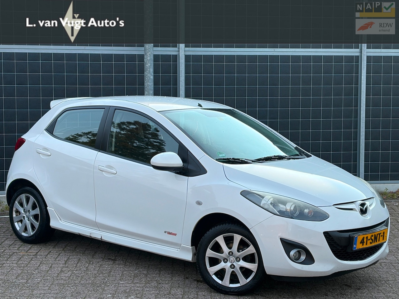 Mazda 2 - 1.3 GT-M Line | LPG-G3 | EXPORT - AutoWereld.nl